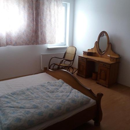 Apartament Hradna 9A Nové Zámky Zewnętrze zdjęcie